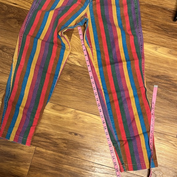 Vintage 90s High-Rise Cropped & Striped Jeans - Picture 9 of 12